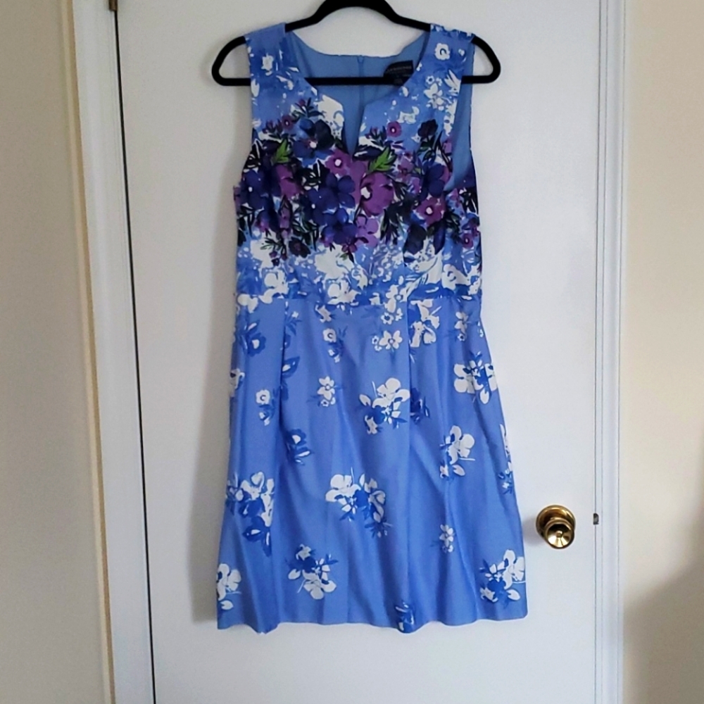 Floral flowers New v neck dress sleeveless